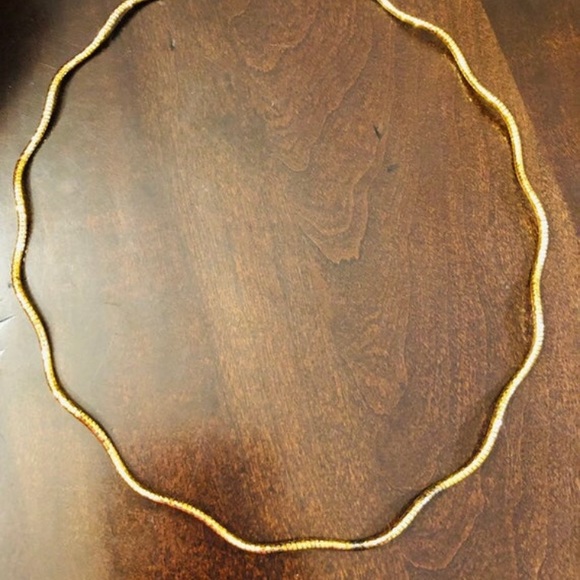 Vintage Italy Gold Tone 925 Wavy Necklace - Picture 3 of 5